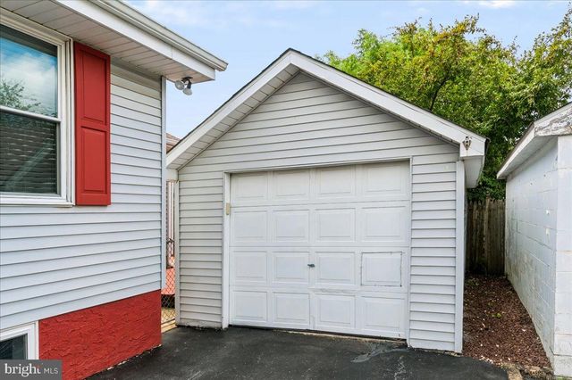 206 WINSTON AVE, Wilmington, DE 19804