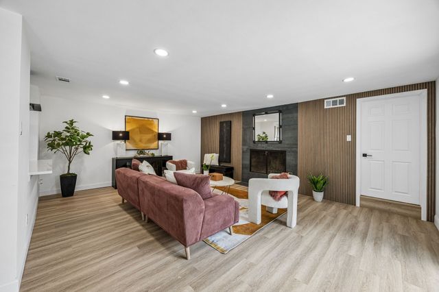 4614 Oak Trail, Dallas, TX 75232