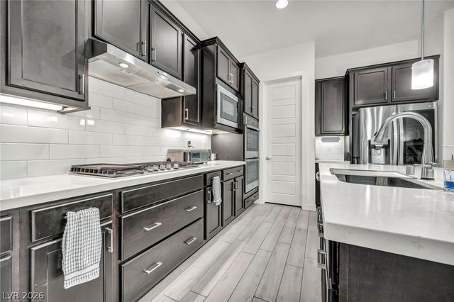 11617 Falcon Gorge Avenue, Las Vegas, NV 89138