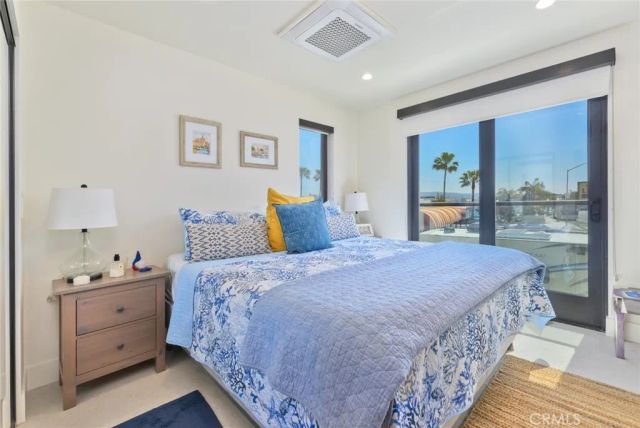 504 E Balboa Blvd, Newport Beach, CA 92661