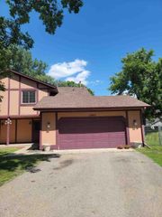 12403 Birnamwood Court, Burnsville, MN 55337