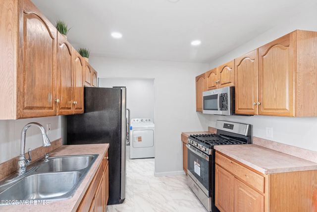 2651 Ridgeway Road, Manchester, NJ 08759