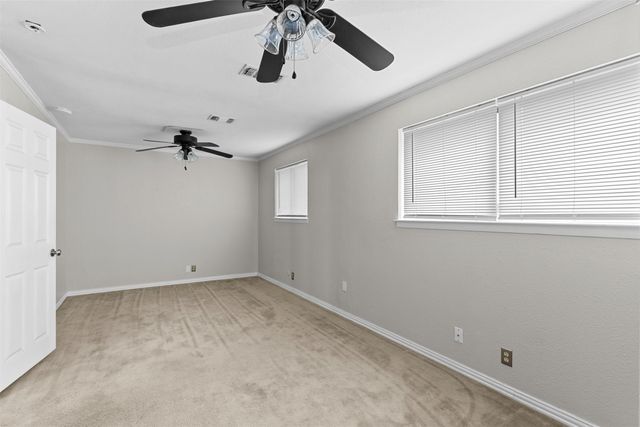 509 NW Renfro Street, Burleson, TX 76028