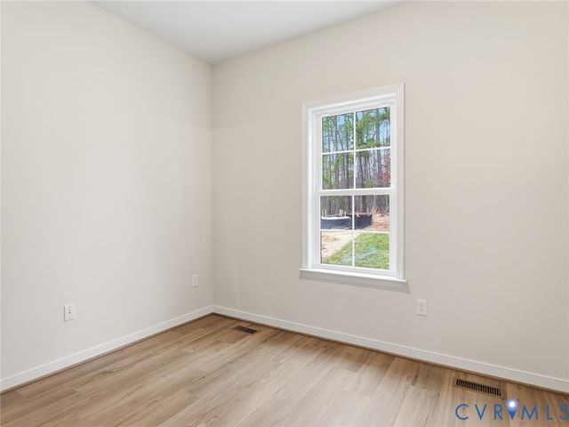 7601 Oak Grove Tree Dr, Chesterfield, VA 23832