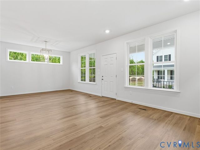 7601 Oak Grove Tree Dr, Chesterfield, VA 23832