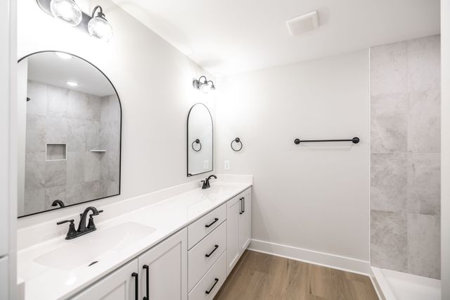 4093 Hereford Dr, Greenbrier, TN 37073