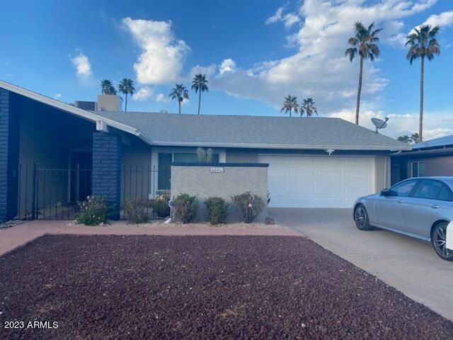 8820 E KALIL Drive, Scottsdale, AZ 85260