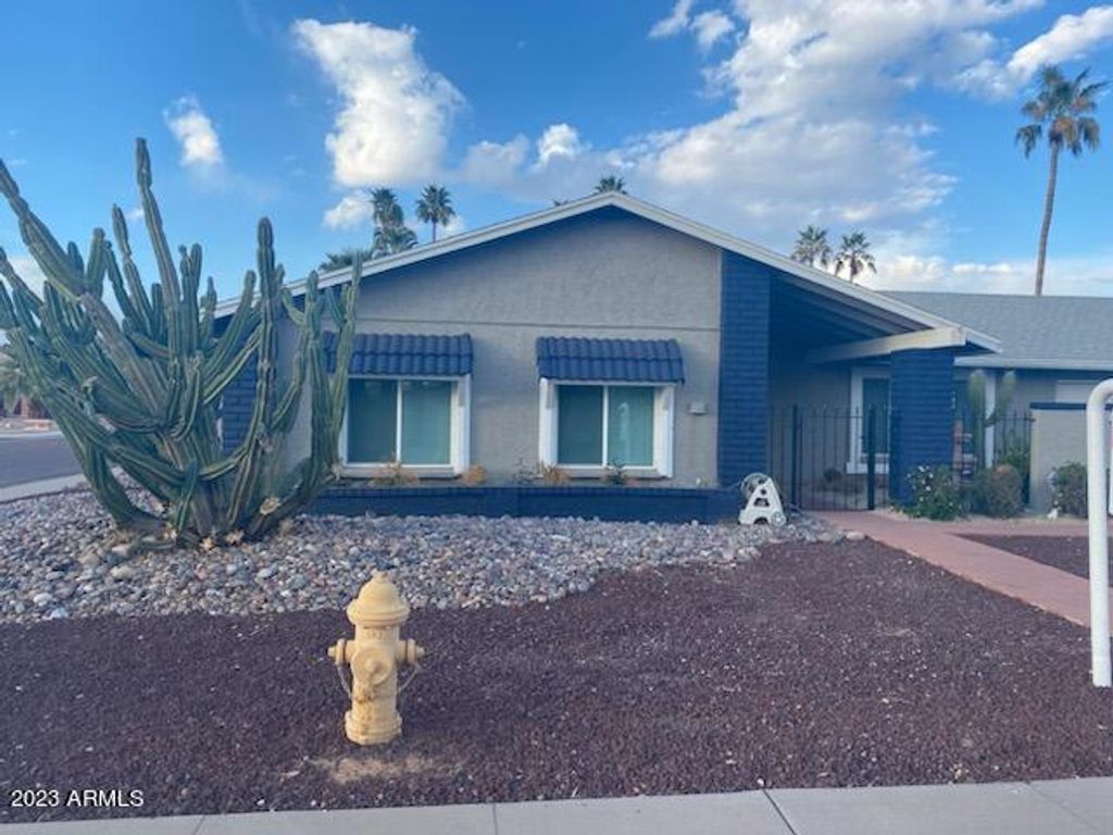 8820 E KALIL Drive, Scottsdale, AZ 85260