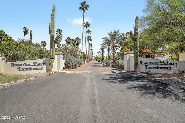 827 W Palma De Coco, Tucson, AZ 85704