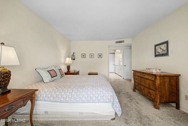 827 W Palma De Coco, Tucson, AZ 85704