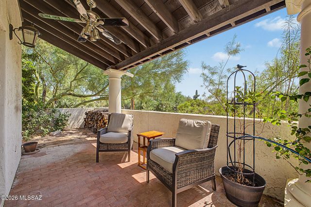 827 W Palma De Coco, Tucson, AZ 85704