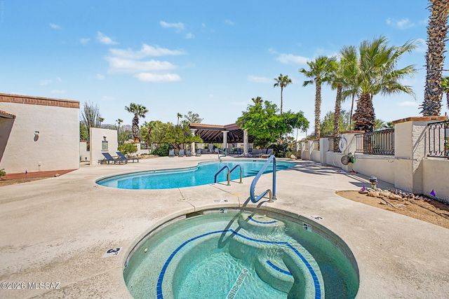 827 W Palma De Coco, Tucson, AZ 85704