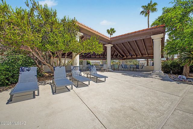 827 W Palma De Coco, Tucson, AZ 85704