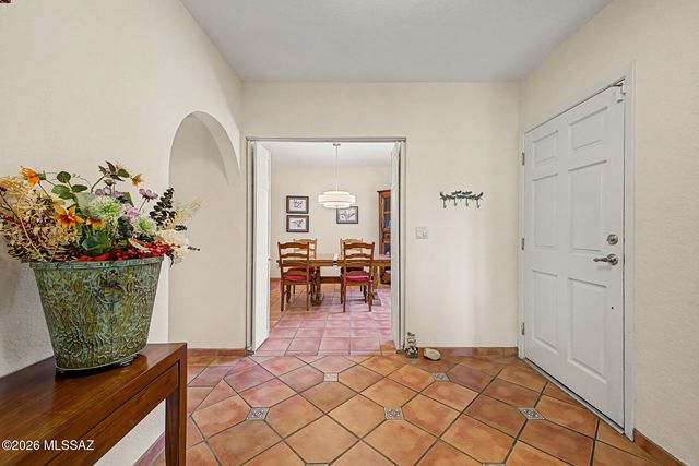 827 W Palma De Coco, Tucson, AZ 85704