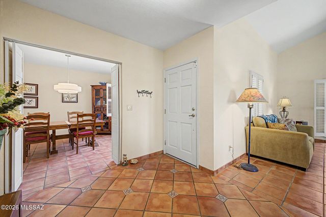 827 W Palma De Coco, Tucson, AZ 85704