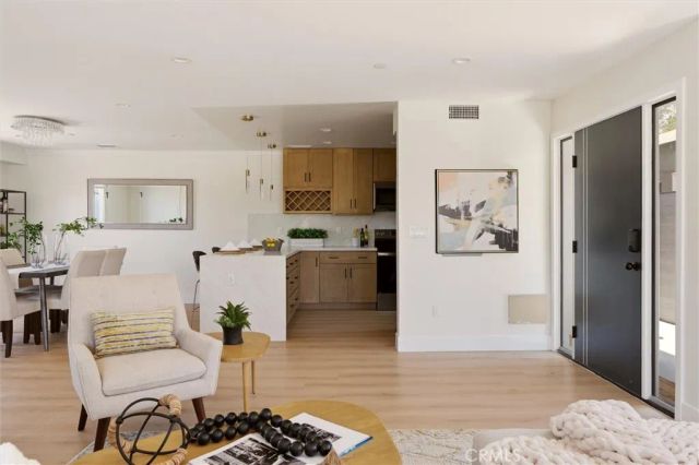 4604 W 172nd D, Lawndale, CA 90260