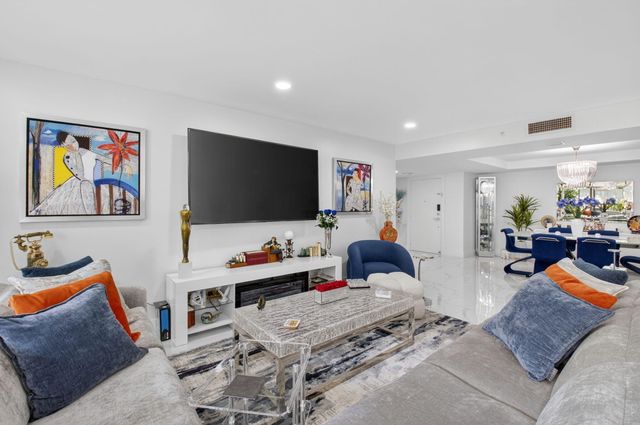 20080 Boca West Drive 427, Boca Raton, FL 33434