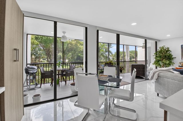 20080 Boca West Drive 427, Boca Raton, FL 33434