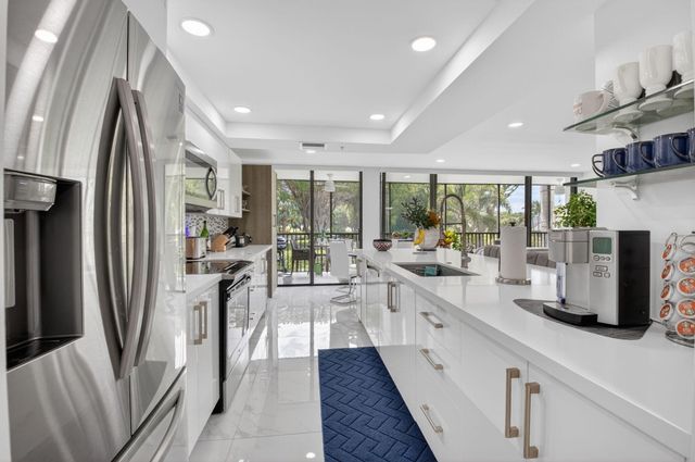 20080 Boca West Drive 427, Boca Raton, FL 33434