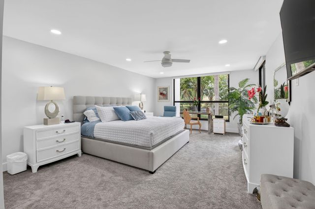 20080 Boca West Drive 427, Boca Raton, FL 33434