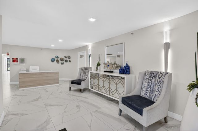 20080 Boca West Drive 427, Boca Raton, FL 33434