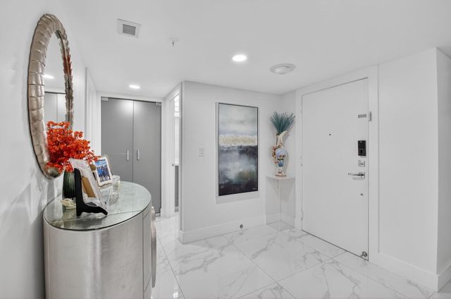 20080 Boca West Drive 427, Boca Raton, FL 33434