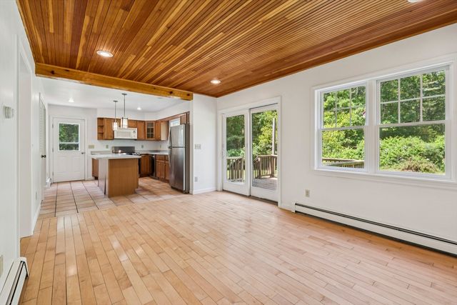 23 Crystal Spring Road, Mattapoisett, MA 02739