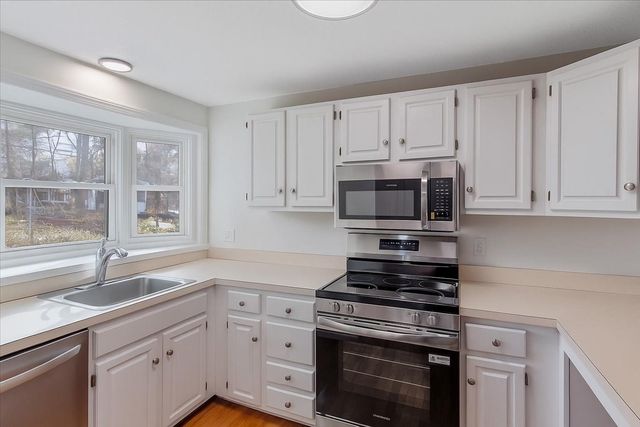 324 Union St - 6, Millis, MA 02054