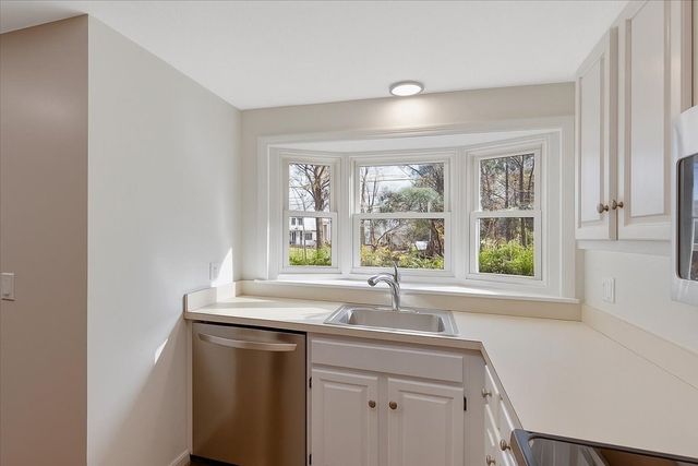 324 Union St - 6, Millis, MA 02054