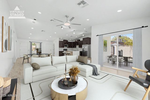 3010 W COUNTRY GABLES Drive, Phoenix, AZ 85053