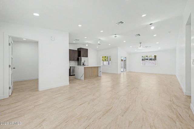 3010 W COUNTRY GABLES Drive, Phoenix, AZ 85053