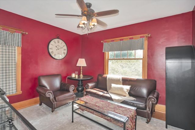 9608 S Longwood Drive, Chicago, IL 60643
