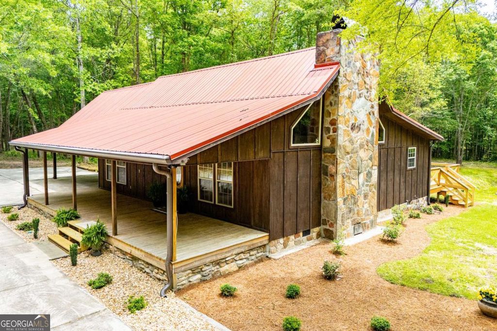 695 N Jonesville Road, Bowdon, GA 30108