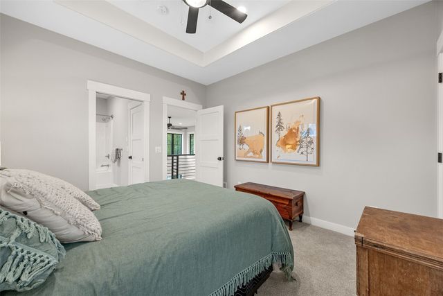 1022 Oakes Drive, Iowa City, IA 52245