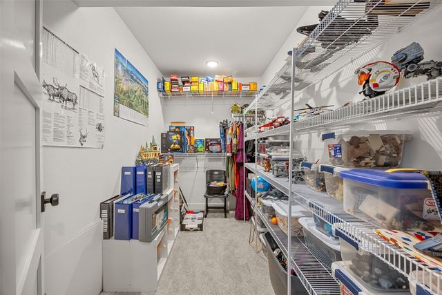 1022 Oakes Drive, Iowa City, IA 52245
