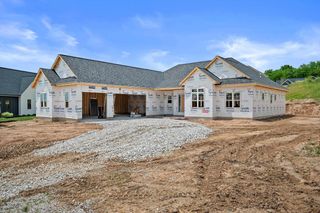 W253N5539 Crescent Hill DRIVE, Sussex, WI 53089