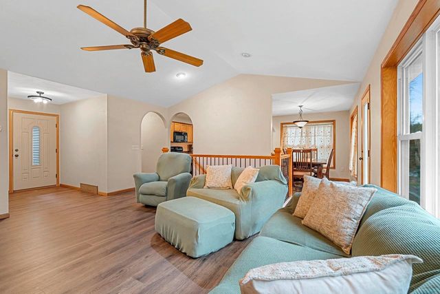 N3150 W SILVER LAKE DRIVE, Waupaca, WI 54981