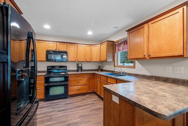 N3150 W SILVER LAKE DRIVE, Waupaca, WI 54981