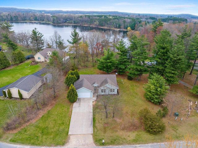 N3150 W SILVER LAKE DRIVE, Waupaca, WI 54981