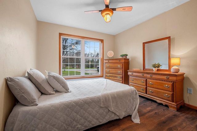 N3150 W SILVER LAKE DRIVE, Waupaca, WI 54981