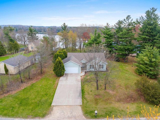 N3150 W SILVER LAKE DRIVE, Waupaca, WI 54981