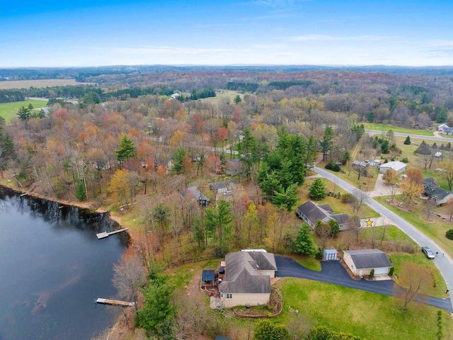 N3150 W SILVER LAKE DRIVE, Waupaca, WI 54981