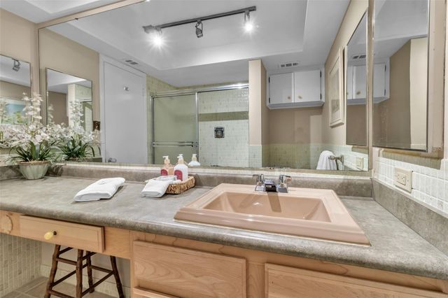 448 GULF OF MEXICO DRIVE A205, Longboat Key, FL 34228