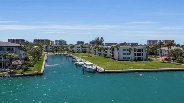 448 GULF OF MEXICO DRIVE A205, Longboat Key, FL 34228