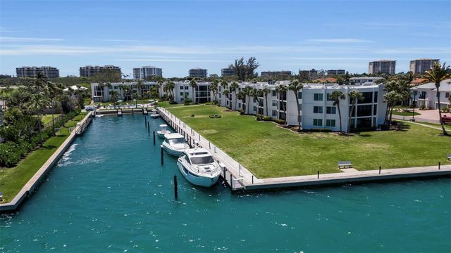 448 GULF OF MEXICO DRIVE A205, Longboat Key, FL 34228