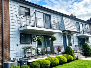 25-7 Great Wood Court, Perinton, NY 14450