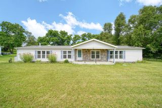 120 Kathy Lane, Columbia Twp, MI 49230