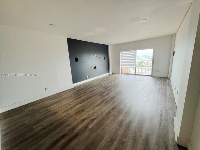 1455 N Treasure Dr 7B, North Bay Village, FL 33141