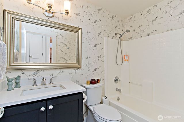 17909 110th Street Ct E, Bonney Lake, WA 98391