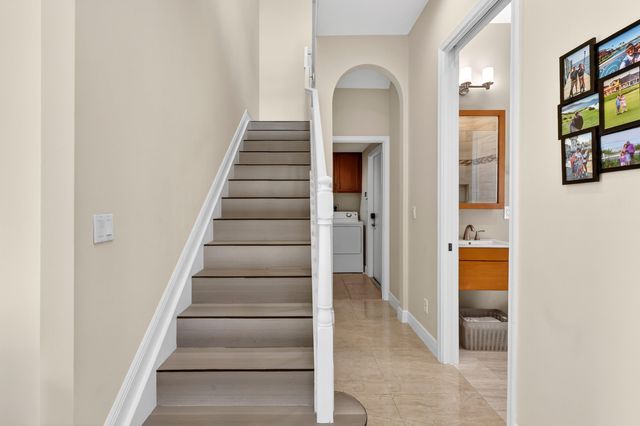 2031 Chelsea Place, Palm Beach Gardens, FL 33418